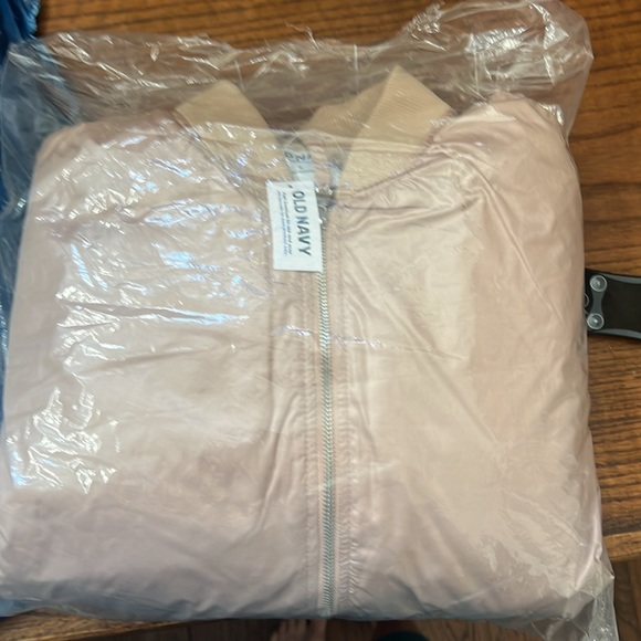 NWT OLD NAVY Oversized Water-Resistant Bomber Jacket Color: Tiramisu - Picture 8 of 8